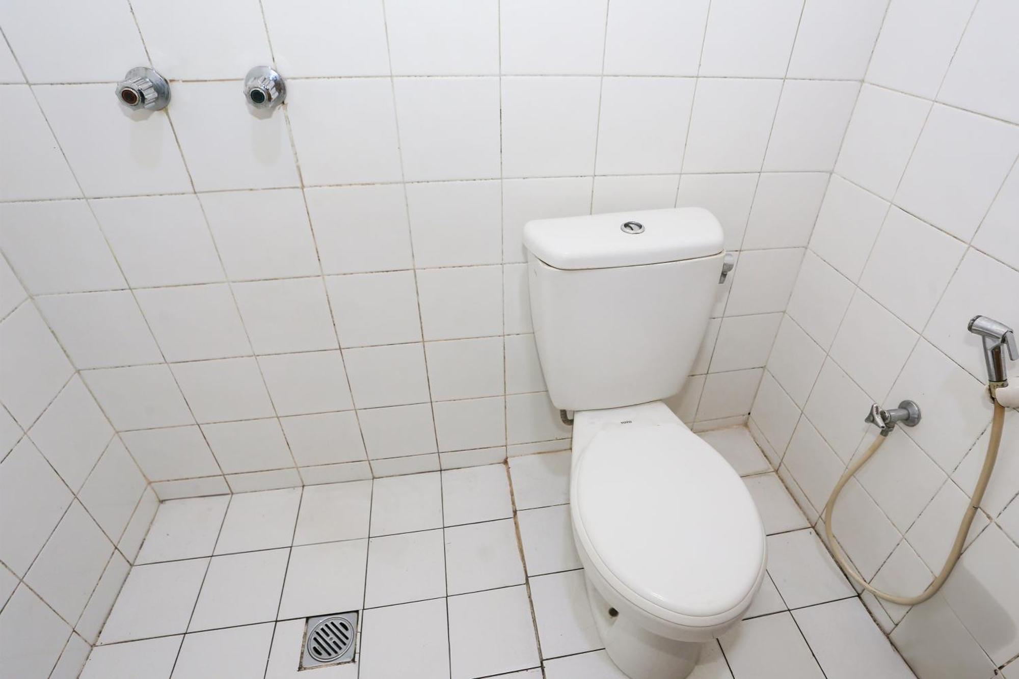 Capital O 93349 Hotel Gondangdia Bogor Ngoại thất bức ảnh