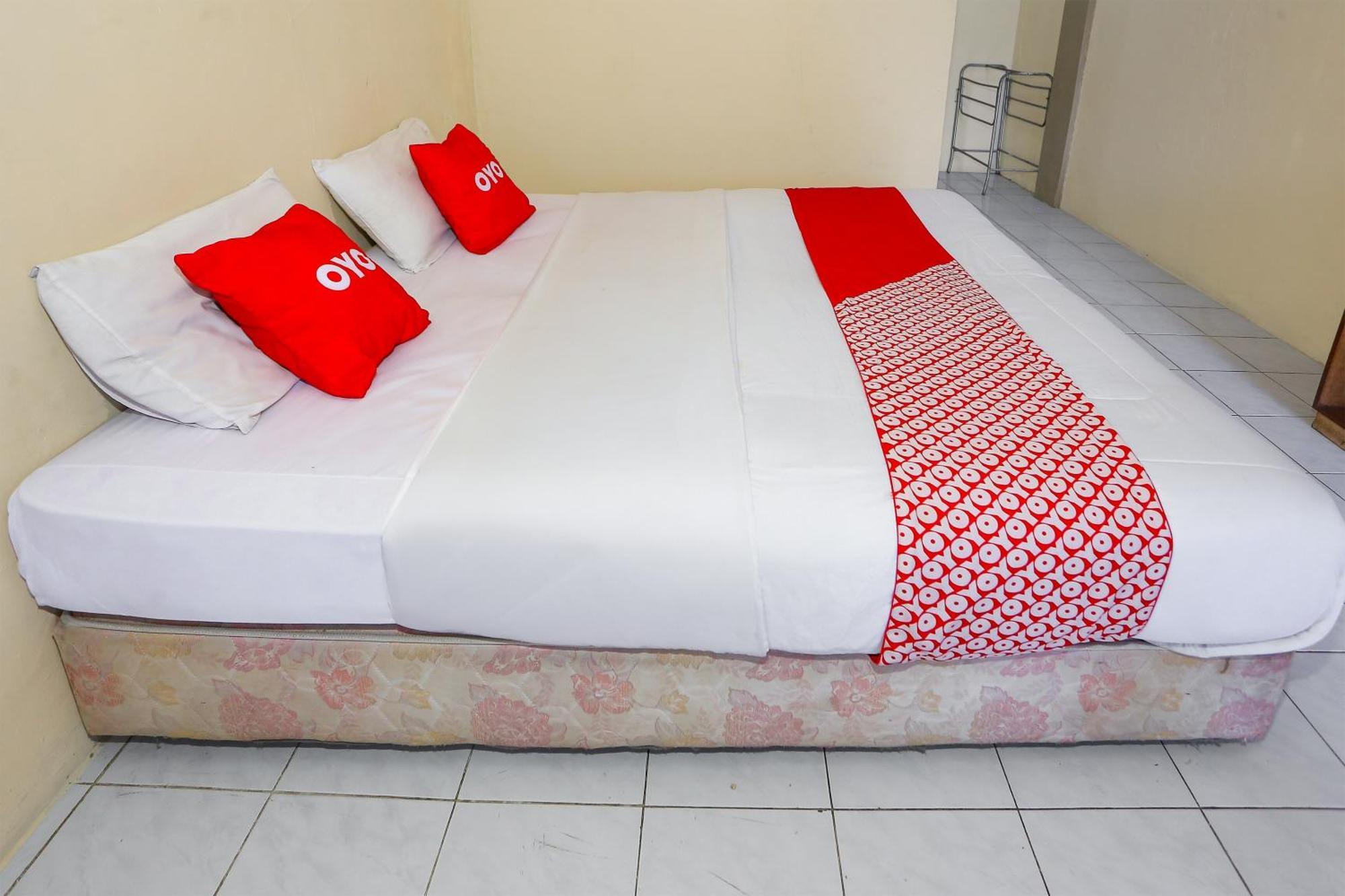 Capital O 93349 Hotel Gondangdia Bogor Ngoại thất bức ảnh